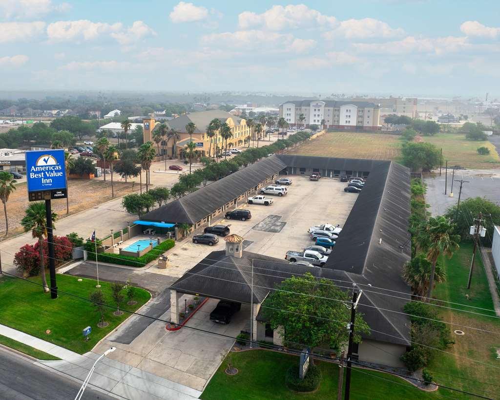Americas Best Value Inn Harlingen Kültér fotó