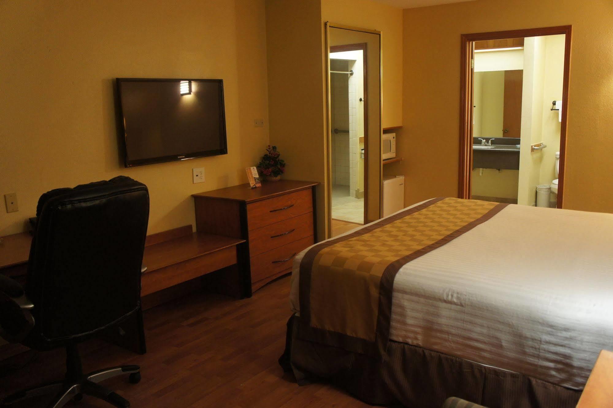 Americas Best Value Inn Harlingen Kültér fotó